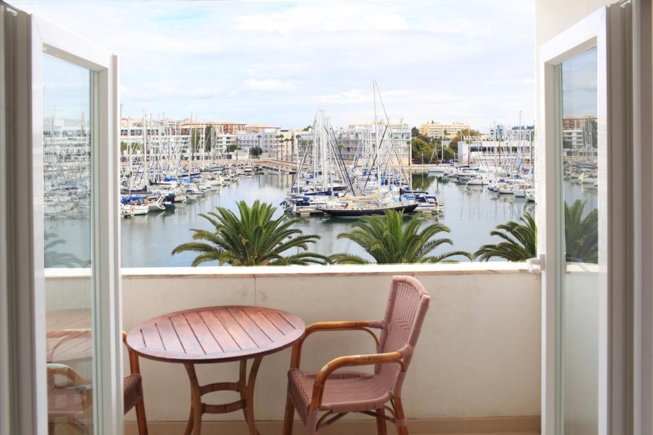 Lagos Main Avenue Studio With Marina View Balcony Εξωτερικό φωτογραφία