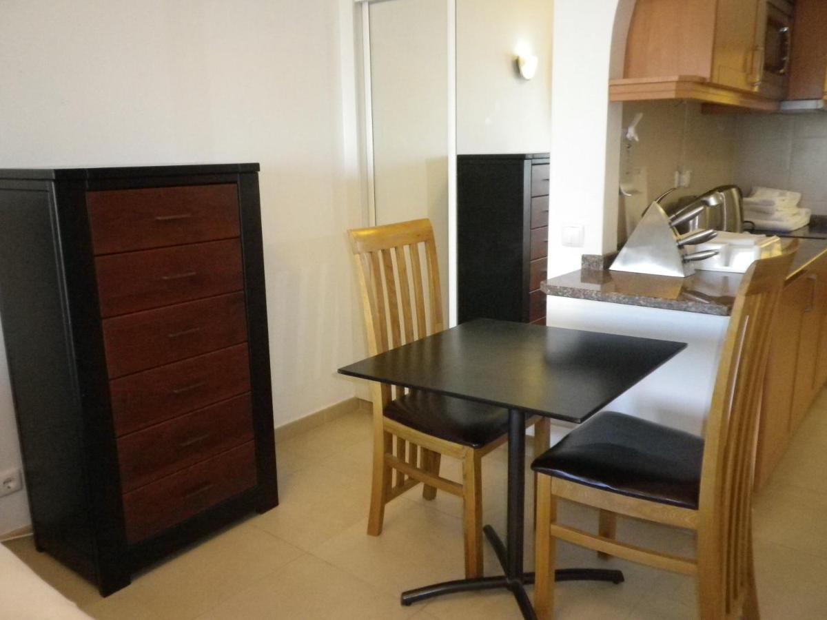 Lagos Main Avenue Studio With Marina View Balcony Εξωτερικό φωτογραφία