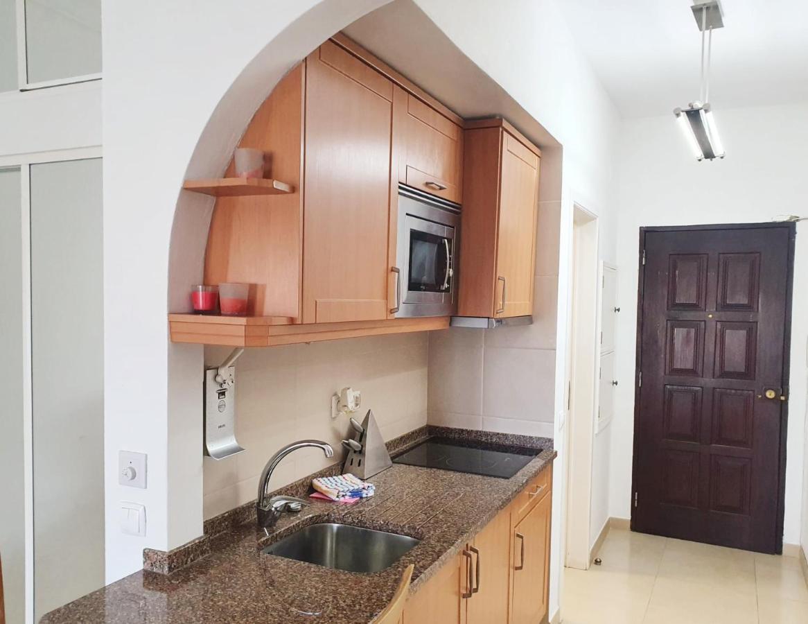 Lagos Main Avenue Studio With Marina View Balcony Εξωτερικό φωτογραφία