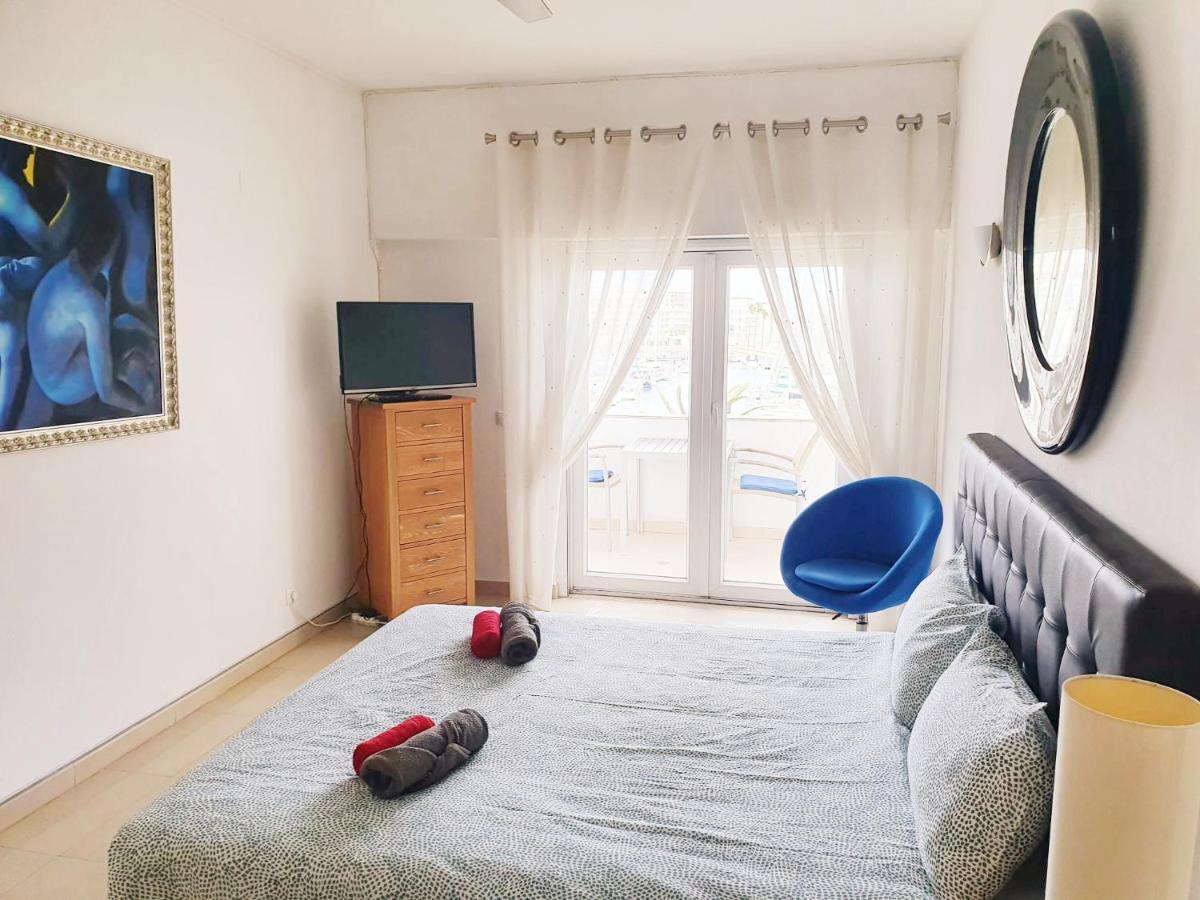 Lagos Main Avenue Studio With Marina View Balcony Εξωτερικό φωτογραφία