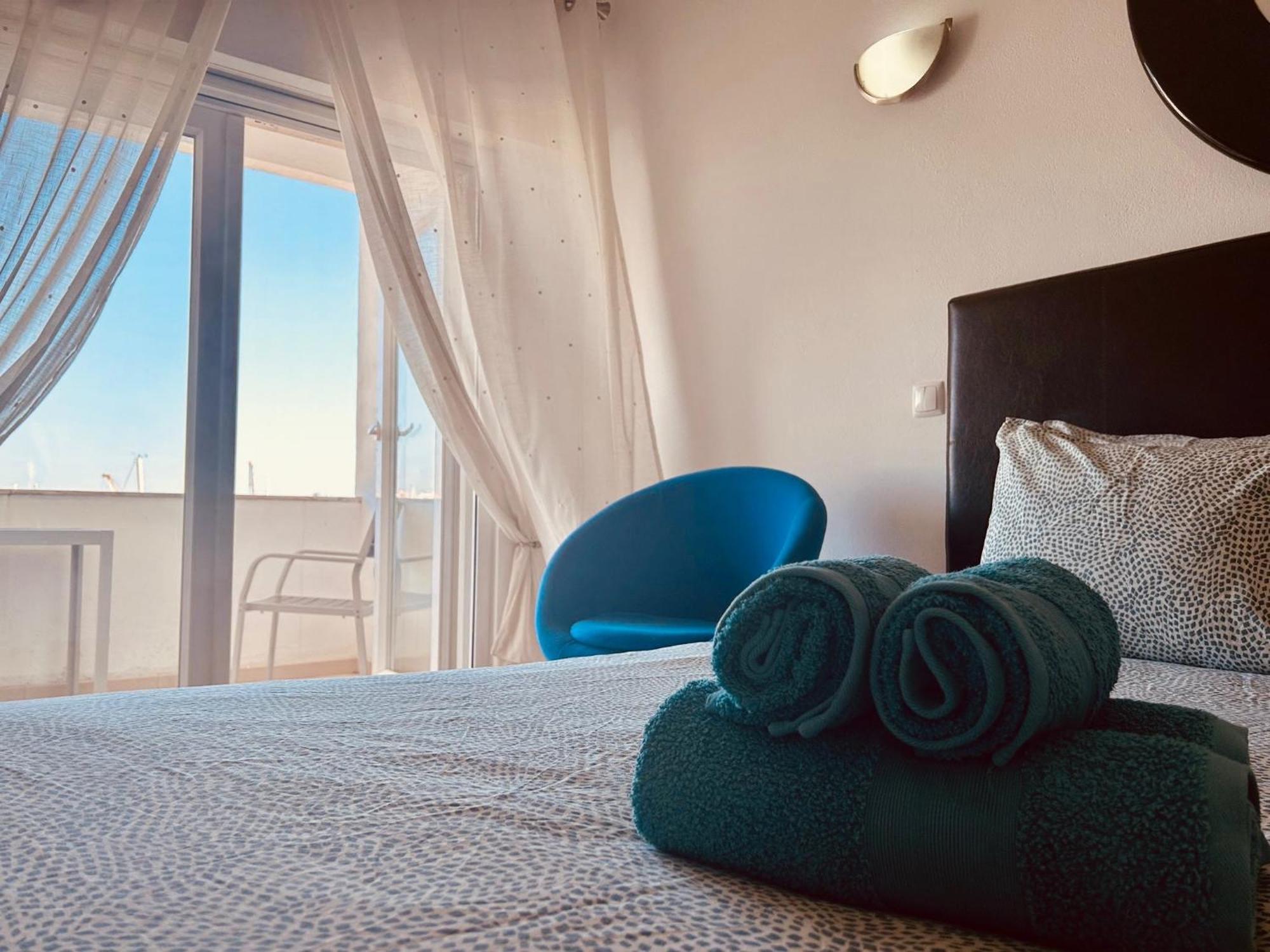 Lagos Main Avenue Studio With Marina View Balcony Εξωτερικό φωτογραφία